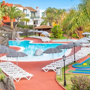 Oasis San Antonio Apartment